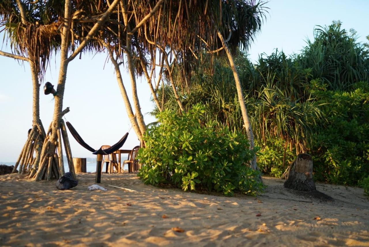 Aloha Beach Resort Tangalle Exterior photo
